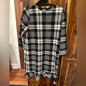 Black and white dress